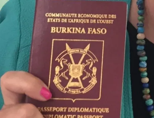 LE BURKINA FASO DEVOILE UN PASSEPORT BIOMETRIQUE SANS LOGO CEDEAO “LES CONSEQUENCES !”